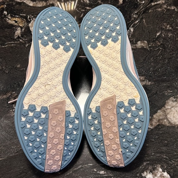 Women’s Nike Pegasus 35 Turbo Running Shoes - Picture 3 of 6